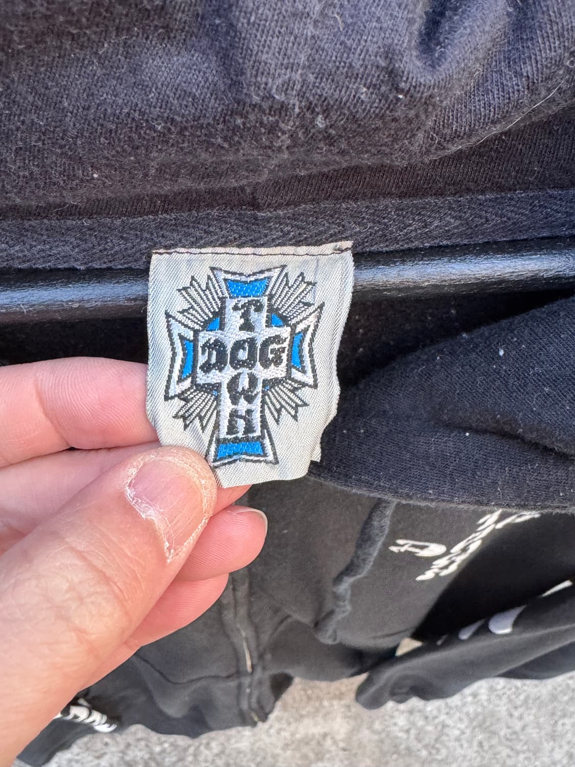 도그타운 오리엔탈 크로스로고 후드집업  상품이미지4