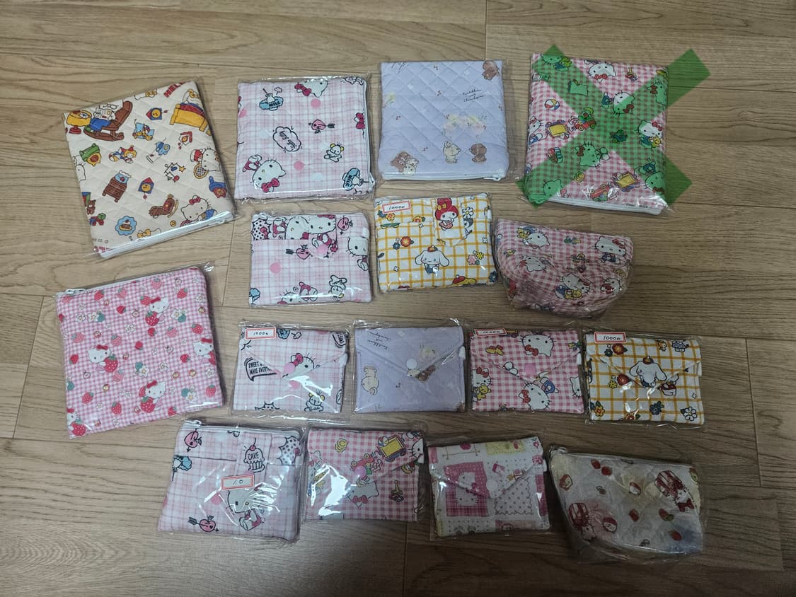 수제파우치 (키티,리락쿠마) 상품이미지1