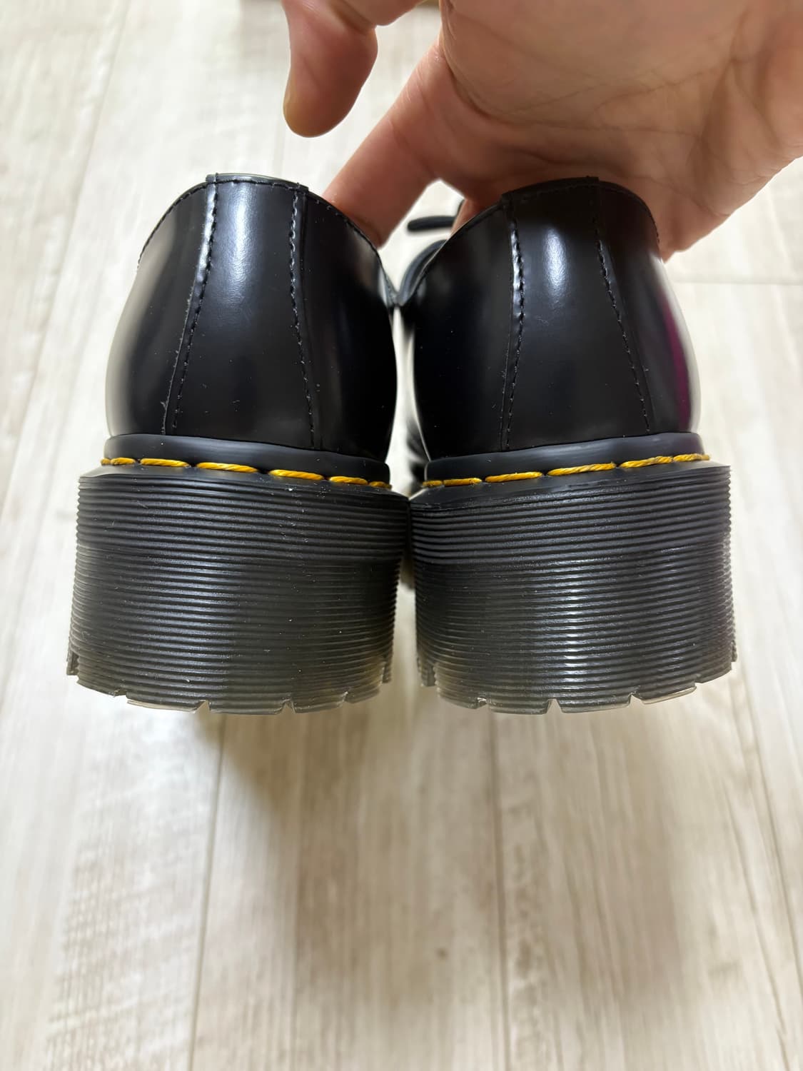 닥터마틴 1461 3홀 쿼드 240 상품이미지5