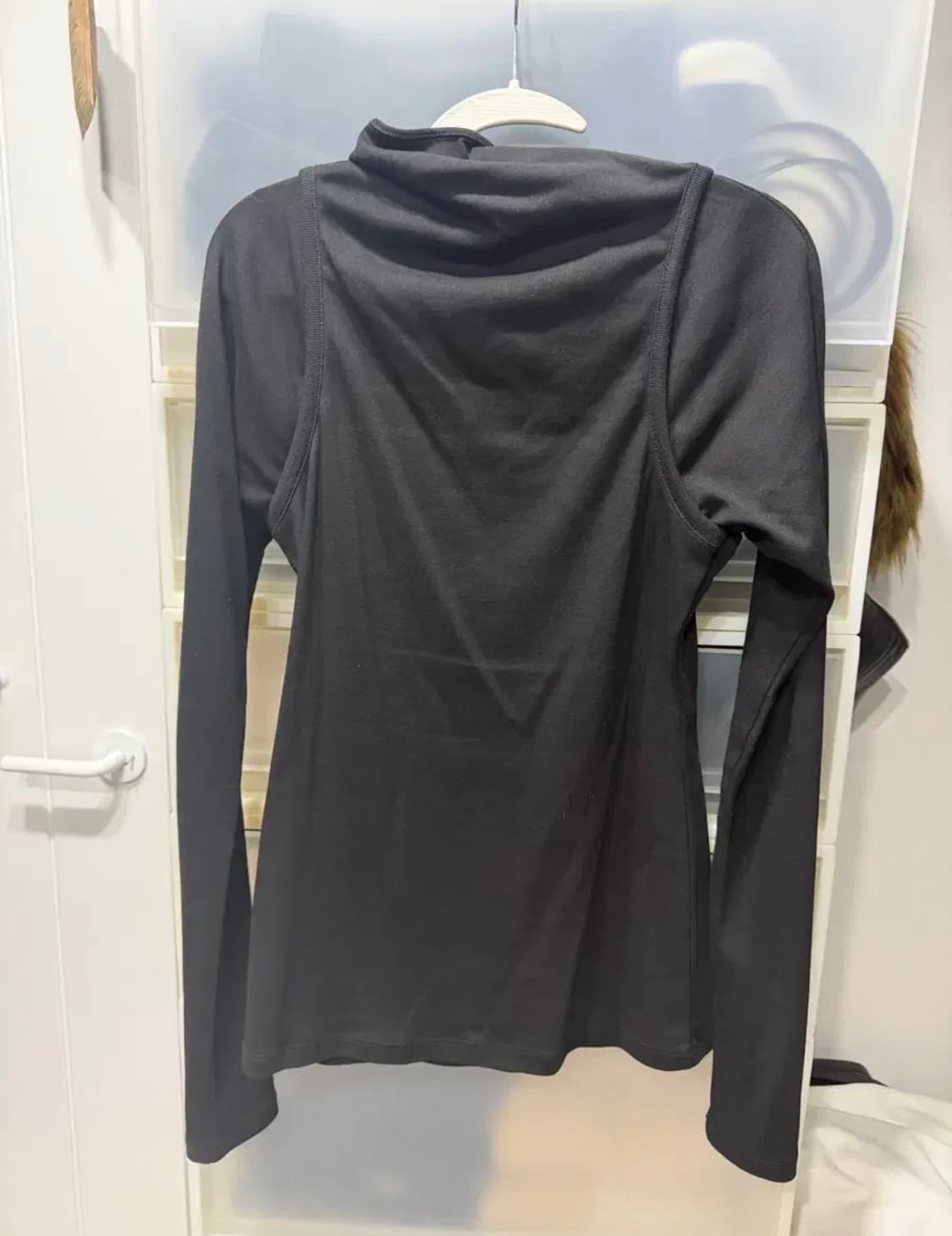 로우클래식 컷아웃 저지탑 상품이미지2