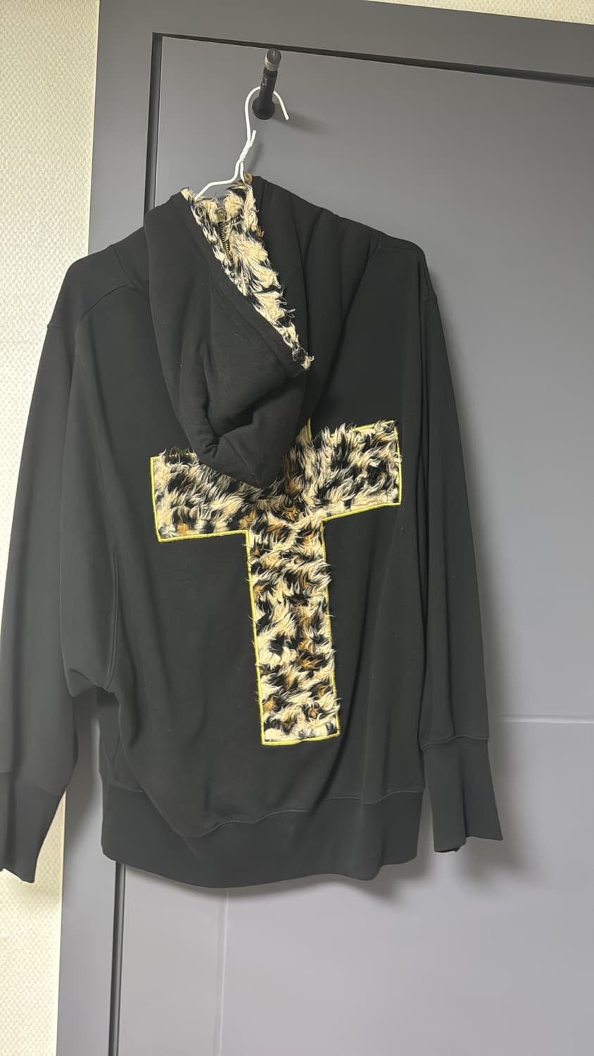 펑크 크로스 레오파드 후드집업 상품이미지1