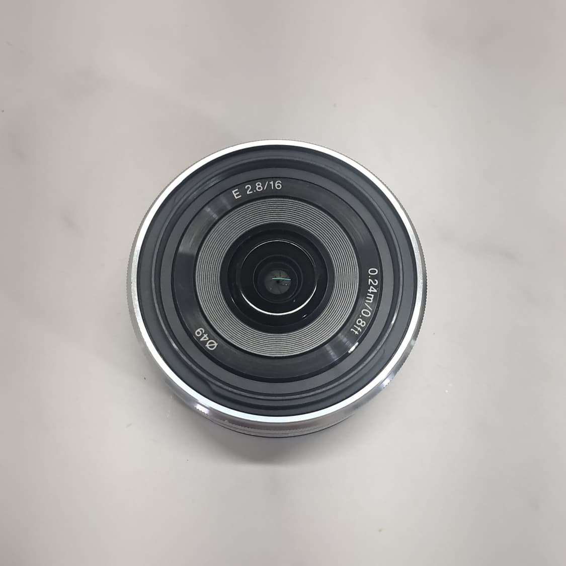 소니 16mm 미러리스 단렌즈 E SEL 16F28 상품이미지2