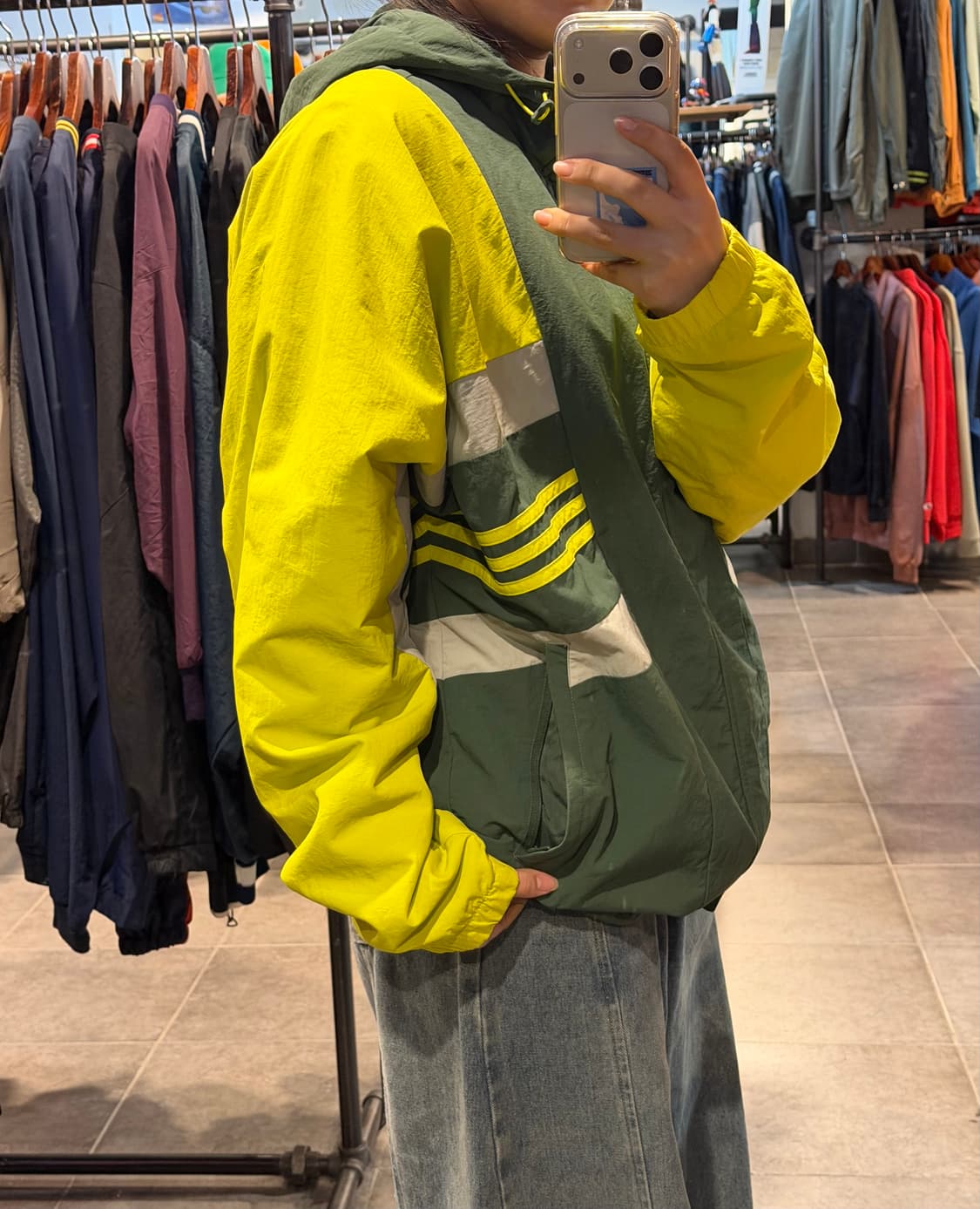 [NO.9] 아디다스 배색 윈드브레이커 상품이미지3