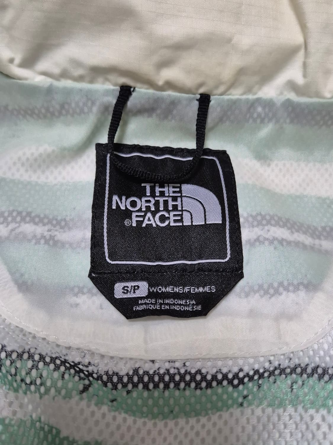 노스페이스 아이보리 바람막이 자켓 상품이미지6