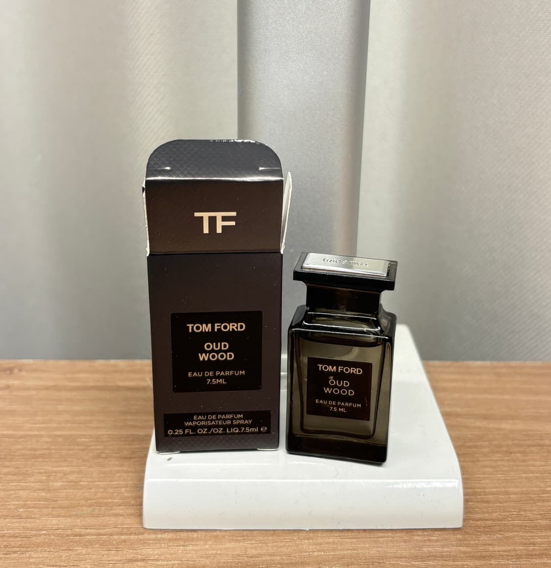 톰포드 Oud Wood 미니 향수 상품이미지1