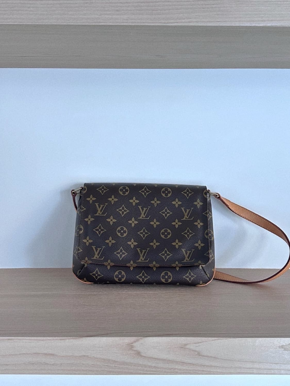 루이비통 뮤젯 탱고 빈티지 숄더백 상품이미지1