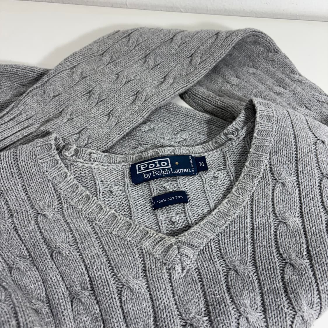 우먼M-L 폴로랄프로렌 그레이 기본로고 브이넥 꽈배기니트 상품이미지4
