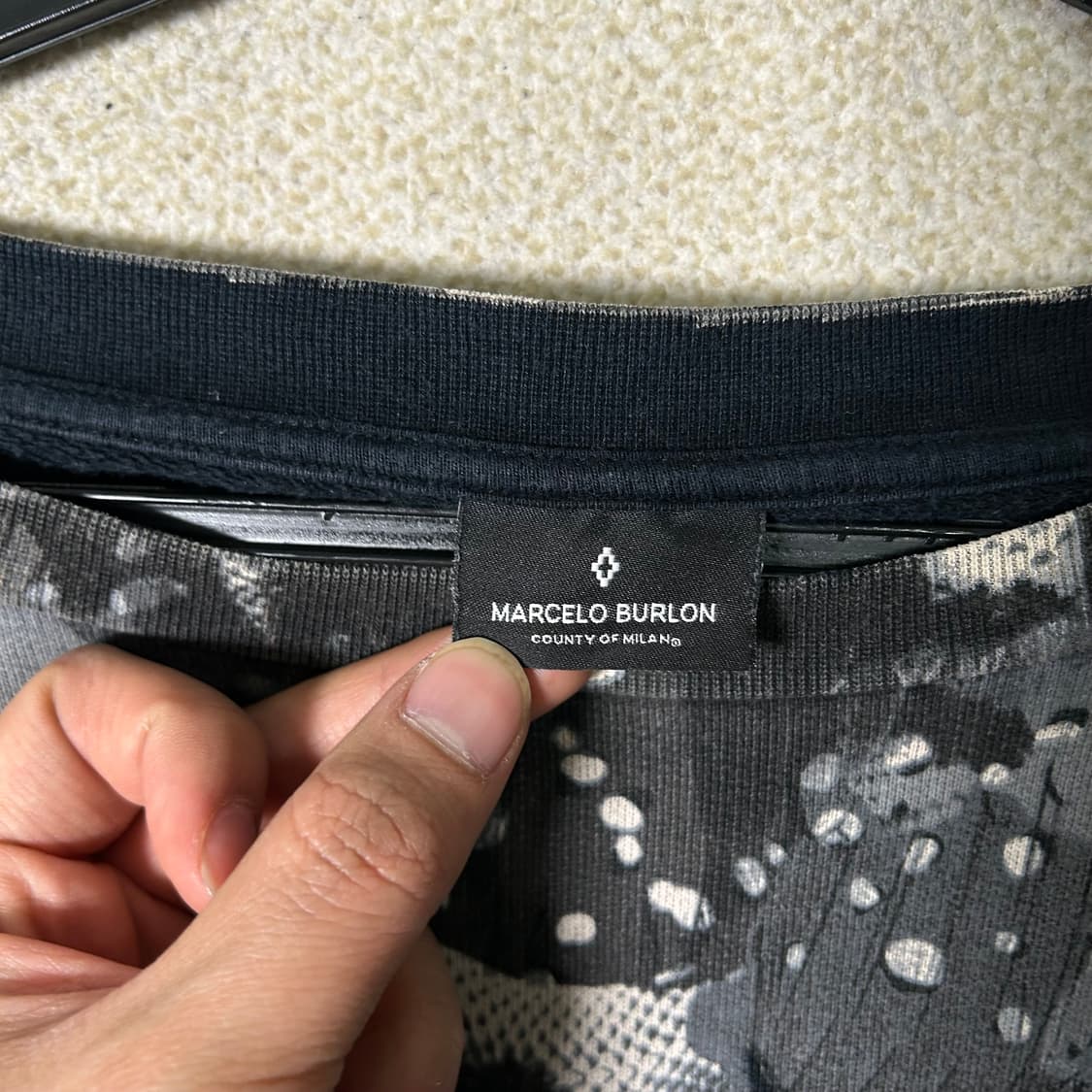  (L) 마르셀로불론 블랙 맨투맨  상품이미지7