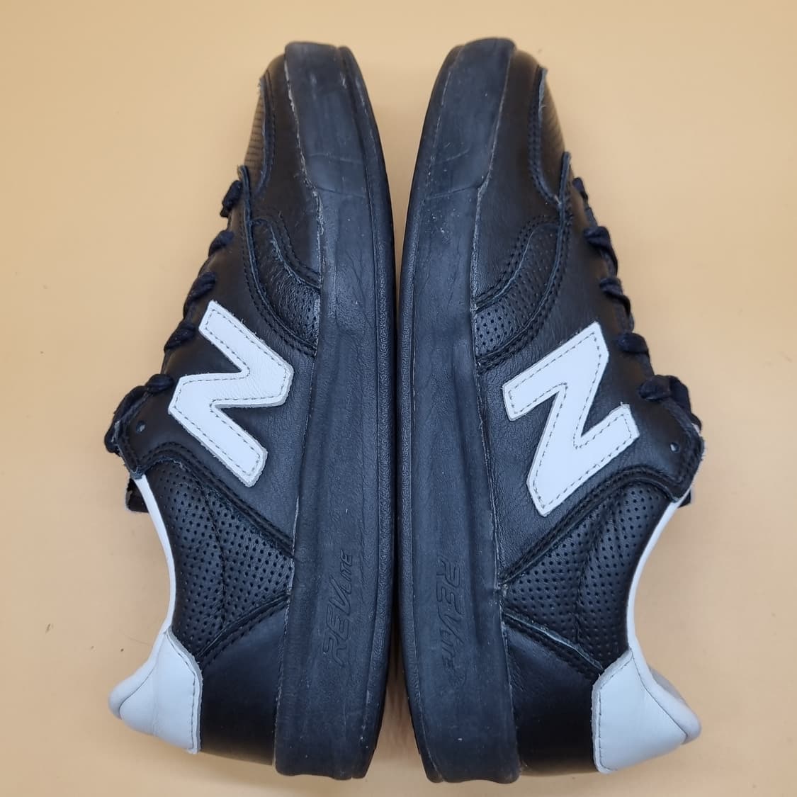 뉴발란스 CRT300 운동화 245 상품이미지5