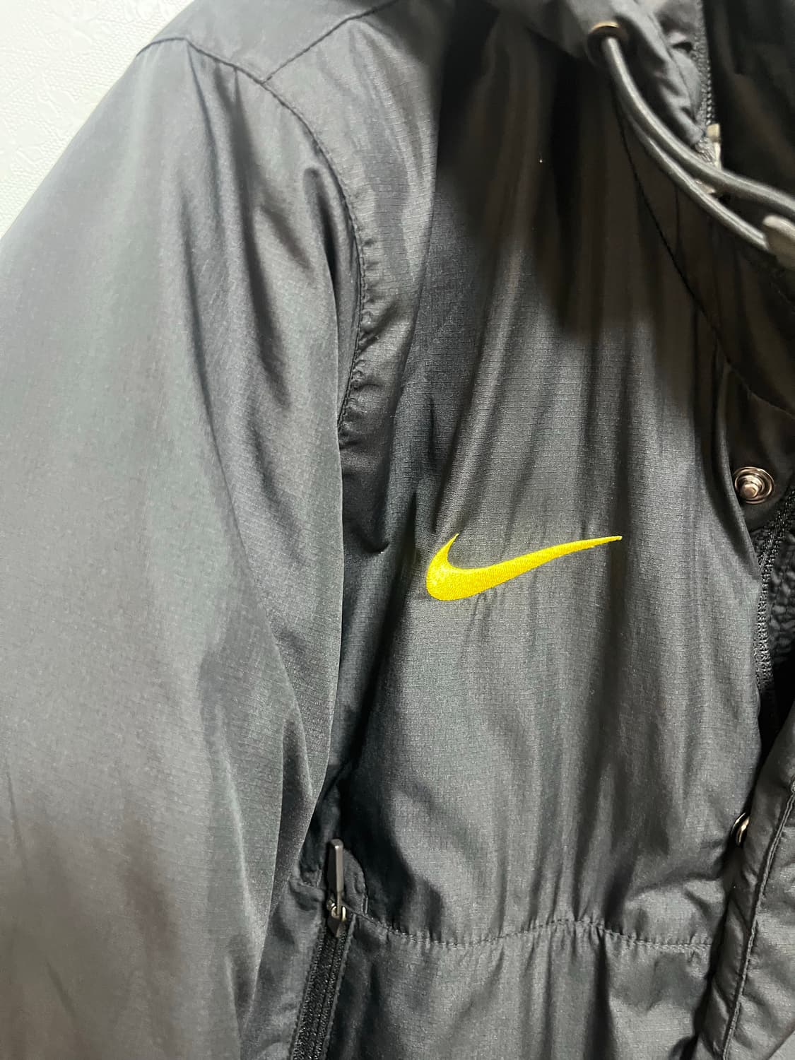 나이키 FC 바르셀로나 패딩 블랙 상품이미지2