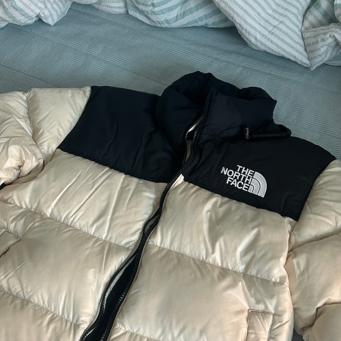 (w) 노스페이스 1996 눕시 L (크림베이지) 상품이미지2