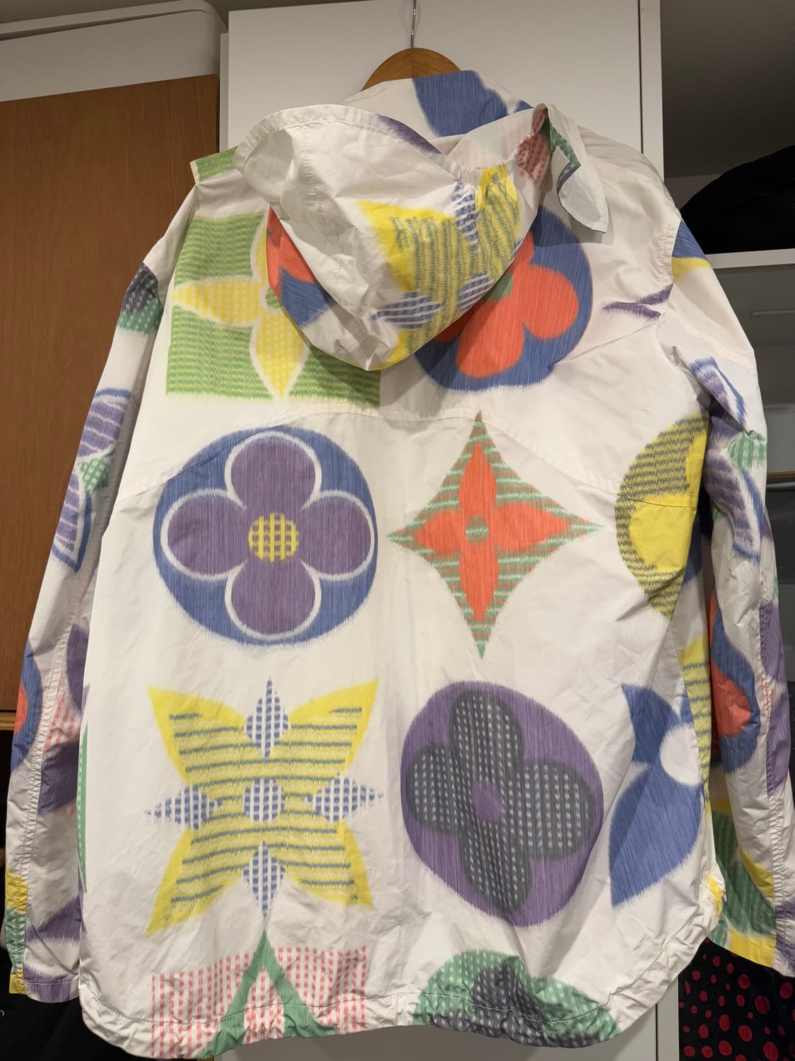 루이비통 바람막이 상품이미지2