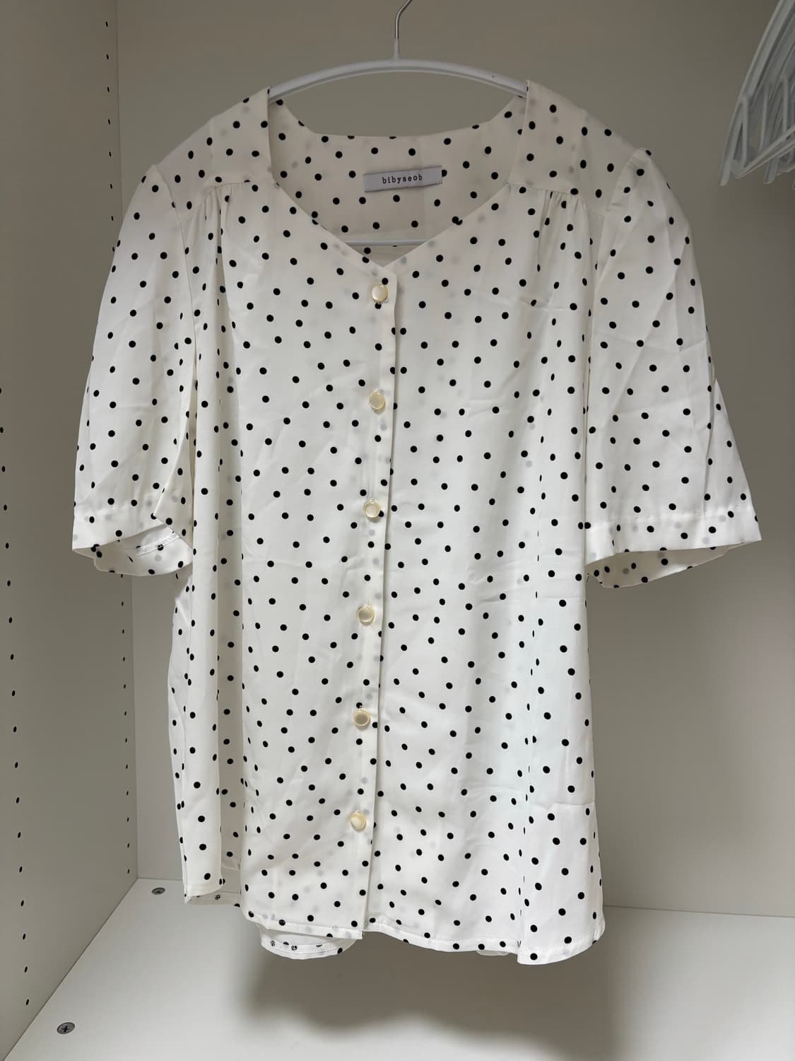 bibyseob 바이바이섭 블랙 도트 블라우스 화이트 갸루 상품이미지1