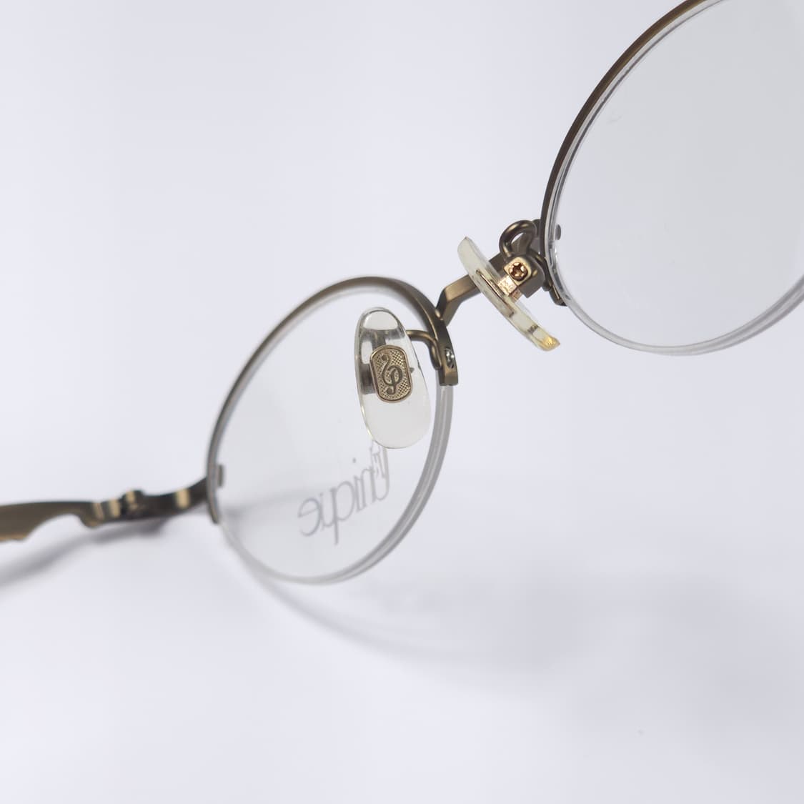 24K 도금 90년도 이태리 디자인 긱시크 오벌형 빈티지 반무테 안경 상품이미지9