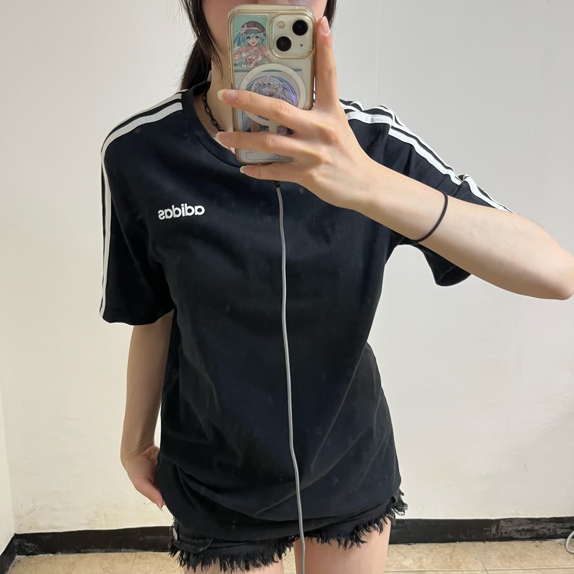 Adidas Black T-Shirt 상품이미지2