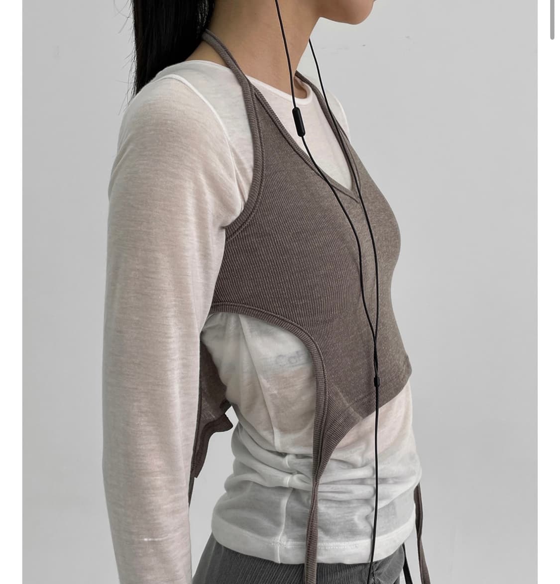 레이어드 홀터 나시 브라운 상품이미지1