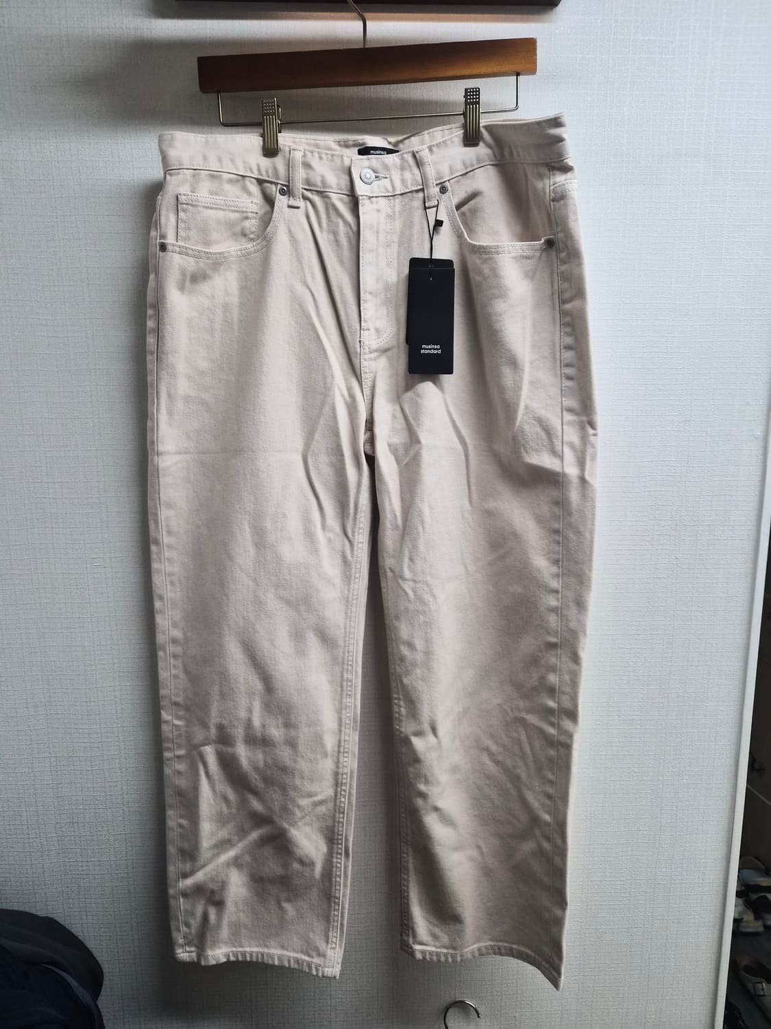 36) 무신사 스탠다드 스트레이트핏 데님 크림베이지 팝니다 상품이미지1