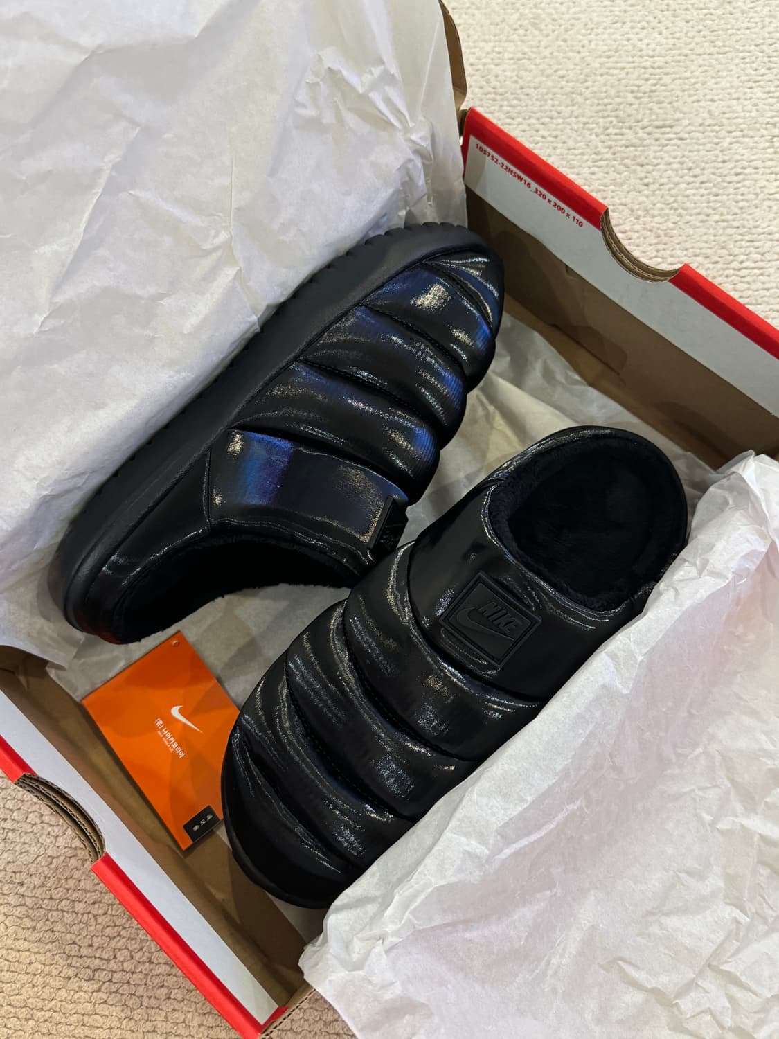미착용/새상품) 나이키 버로우 패딩슈즈 패딩슬리퍼 230/240/250 상품이미지3