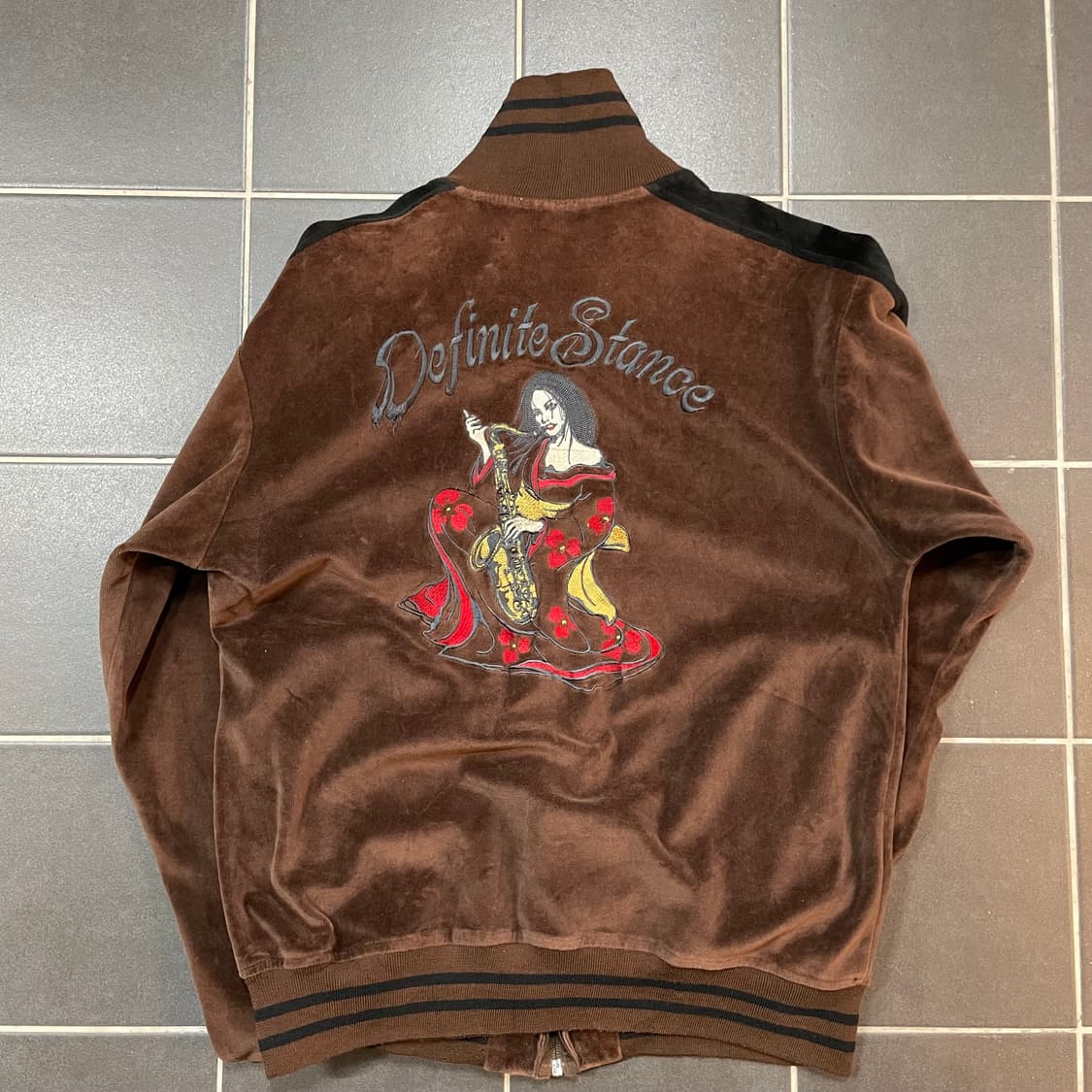 Lock Heaven Embroidery Velvet 상품이미지7
