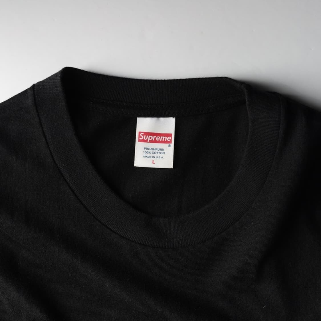 슈프림 블랙 스플래터 로고 반팔티 L 상품이미지5