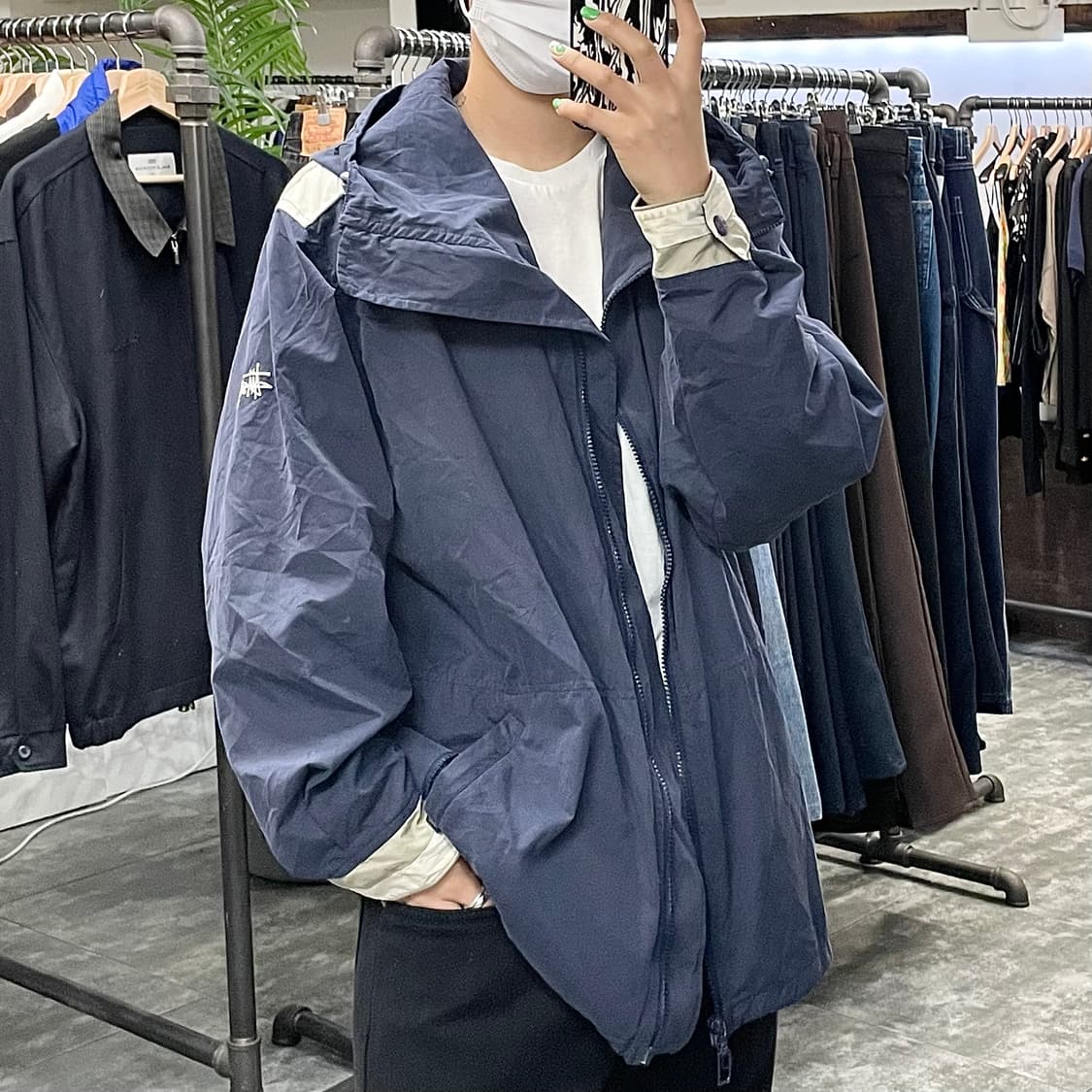 스투시 네이비 배색 윈드자켓 상품이미지1