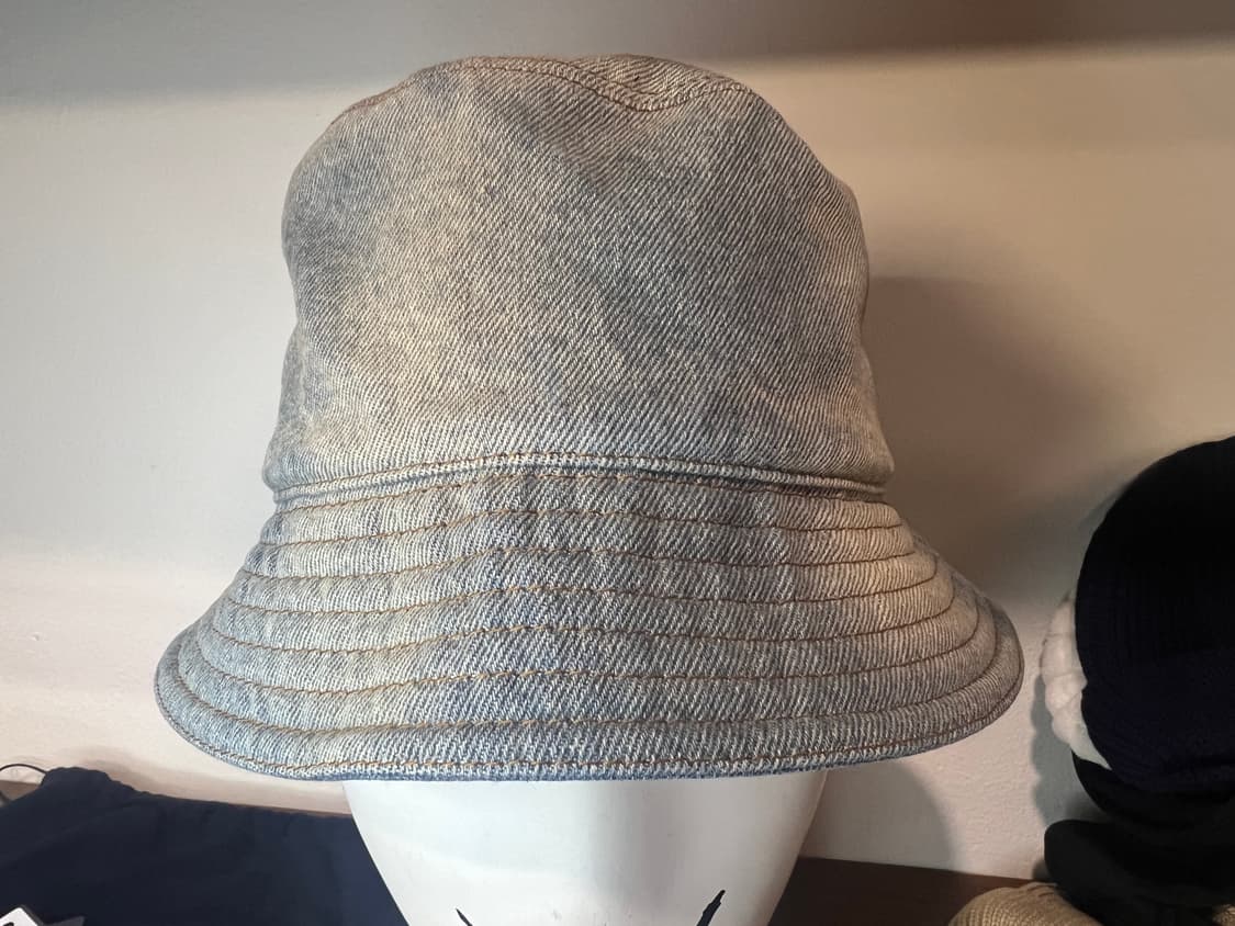 프라다 데님 버킷햇 상품이미지2