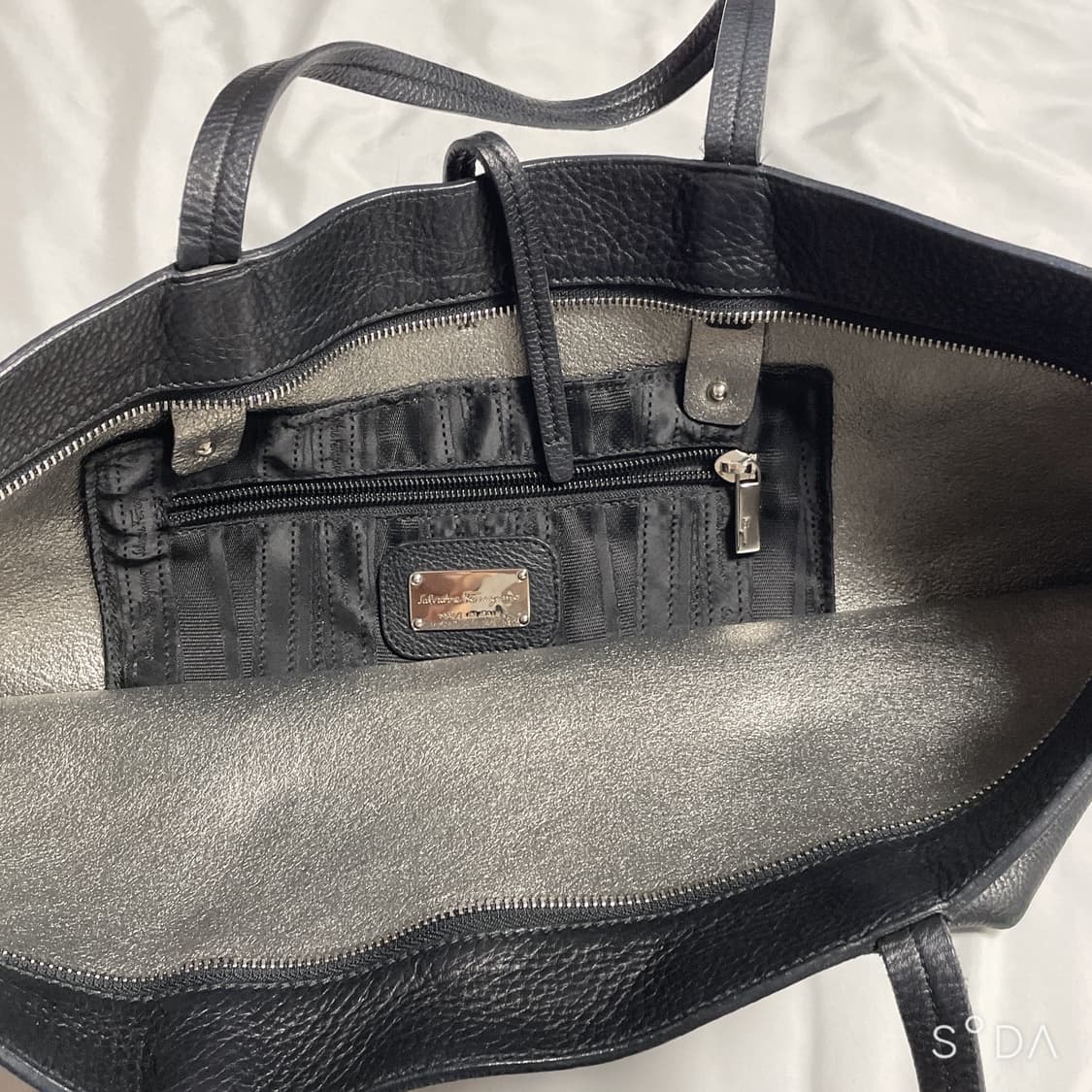 페라가모 블랙 쇼퍼백 토트백 상품이미지7