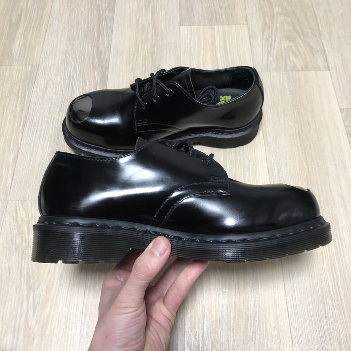 (230) 닥터마틴 Dr.martens X 섹스피스톨즈 3홀 스틸토 블랙 상품이미지2