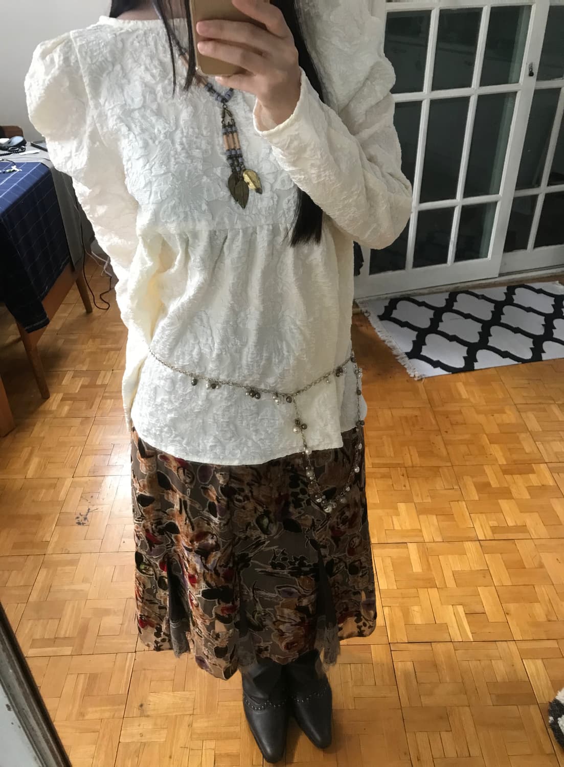 vintage ivory pattern blouse 상품이미지3