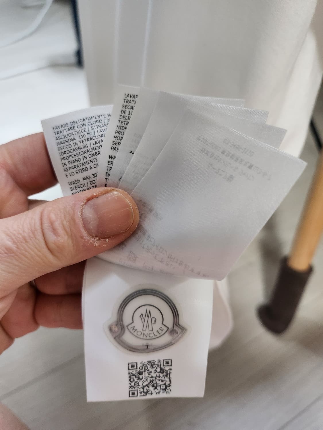 정품!몽클레어 여성 반팔티 상품이미지7