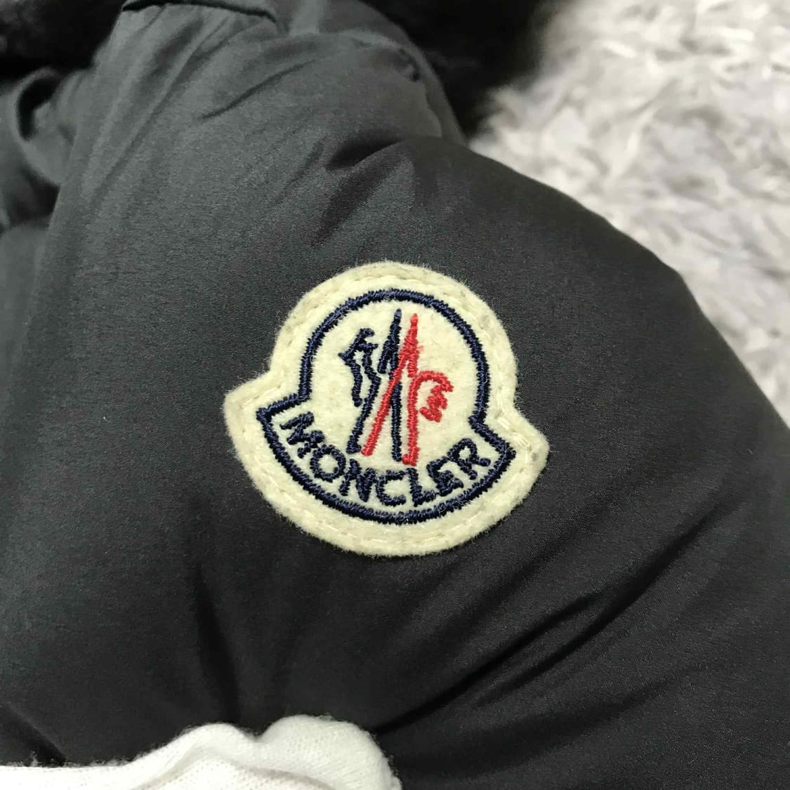 {클로젯}[0][24F/w]몽클레어 미노 숏 다운 패딩 상품이미지3