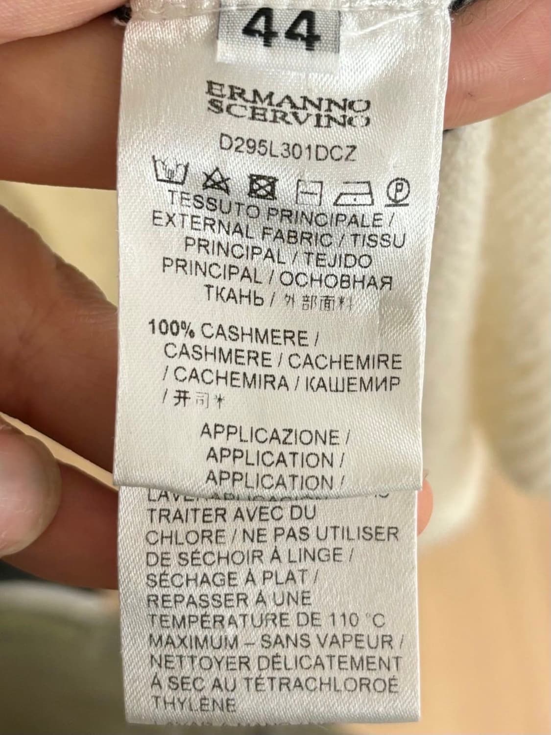 에르마노 설비노 블랙 스트라이프 케시미어 슬리브리스 상품이미지8