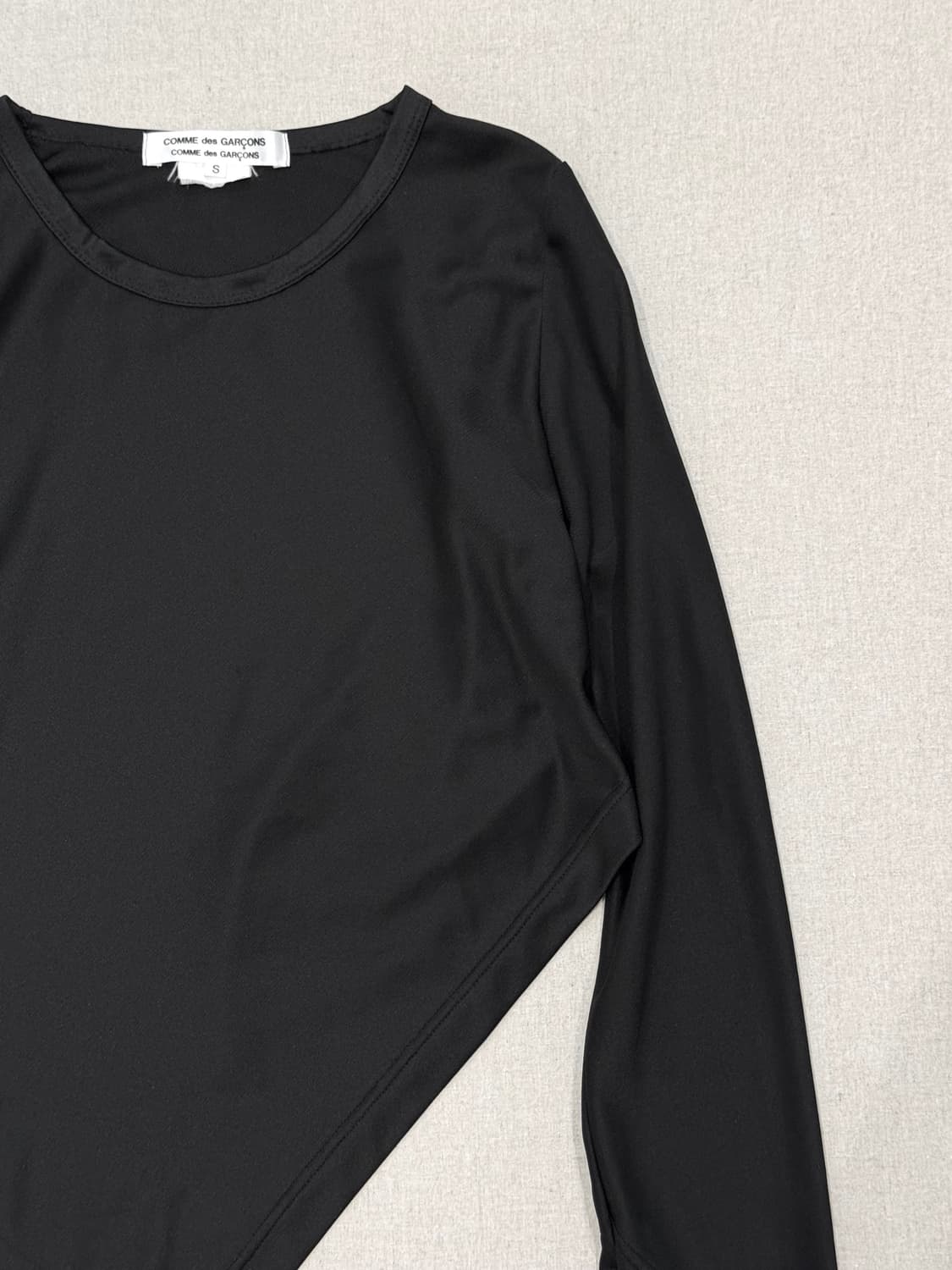 꼼데가르송 꼼꼼 11ss 비대칭 롱슬리브 상품이미지3