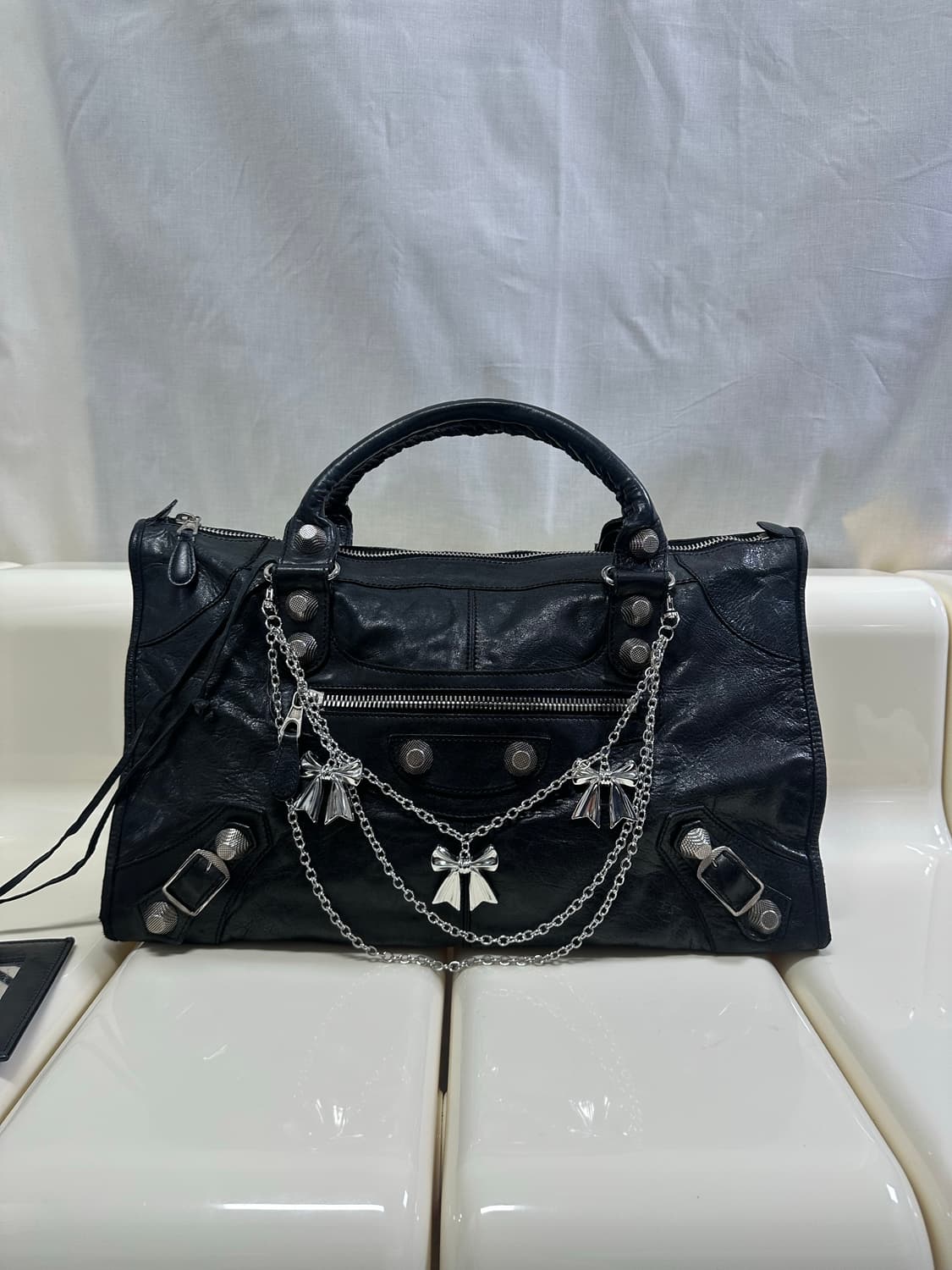 [A 정품] 발렌시아가 시티 모터백 라지 블랙 상품이미지2