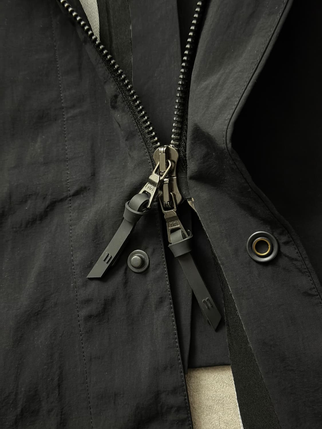 11보리스비잔사베리 나일론 코트 상품이미지9