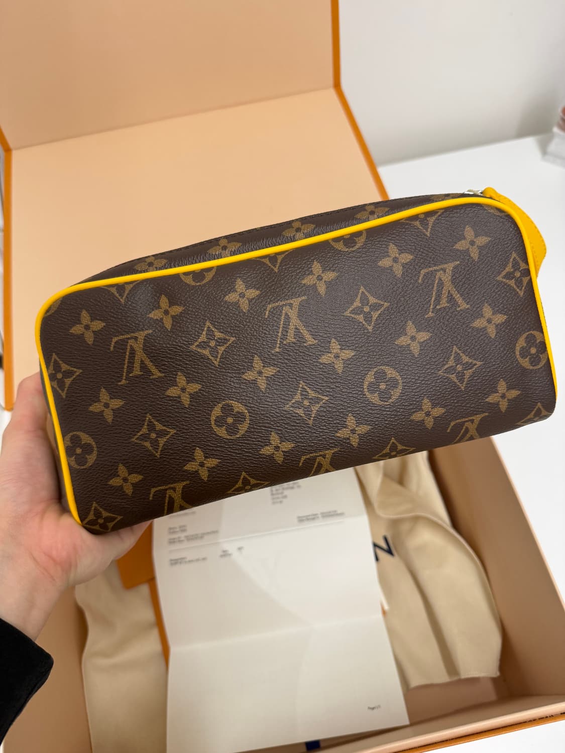 [ OS ] 루이비통 모노그램 돕키트 클러치 상품이미지2