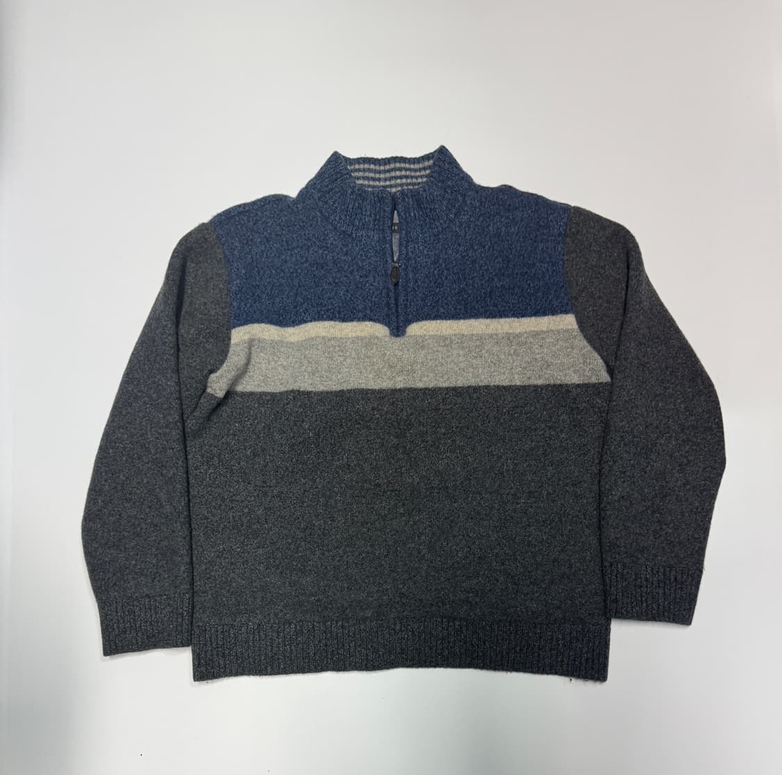 여성 코오롱 지오투 컬러블럭 반집넙 니트 상품이미지1