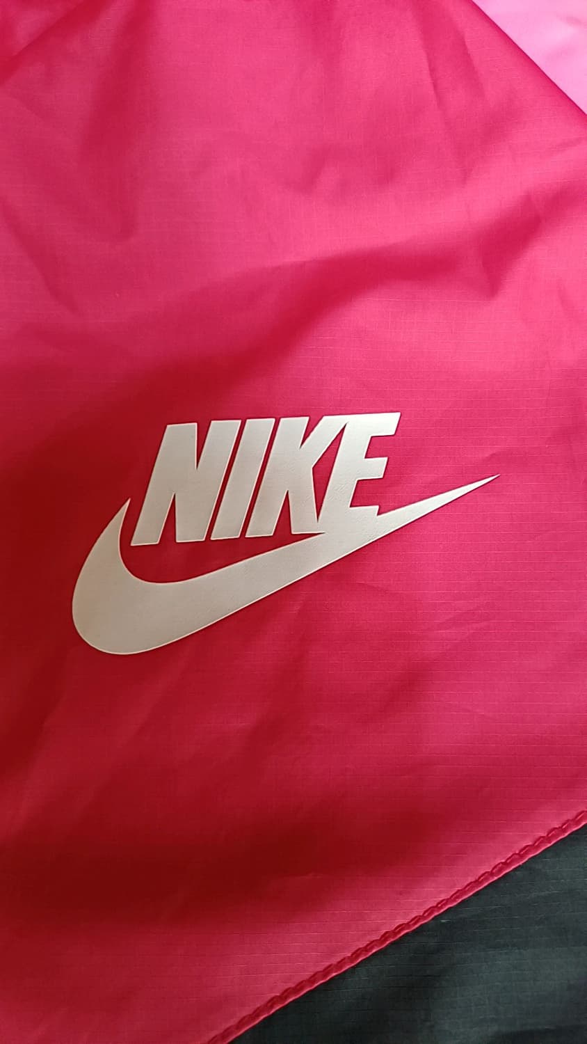 나이키 윈드러너 85 여성55 가슴49 기장60 상품이미지5