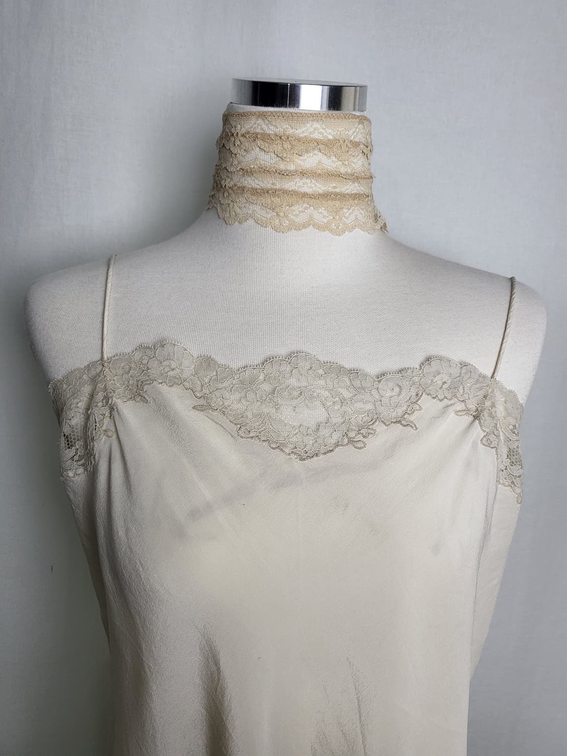 빈티지 베이지 레이스 실크 슬립 탑 이너 상품이미지2