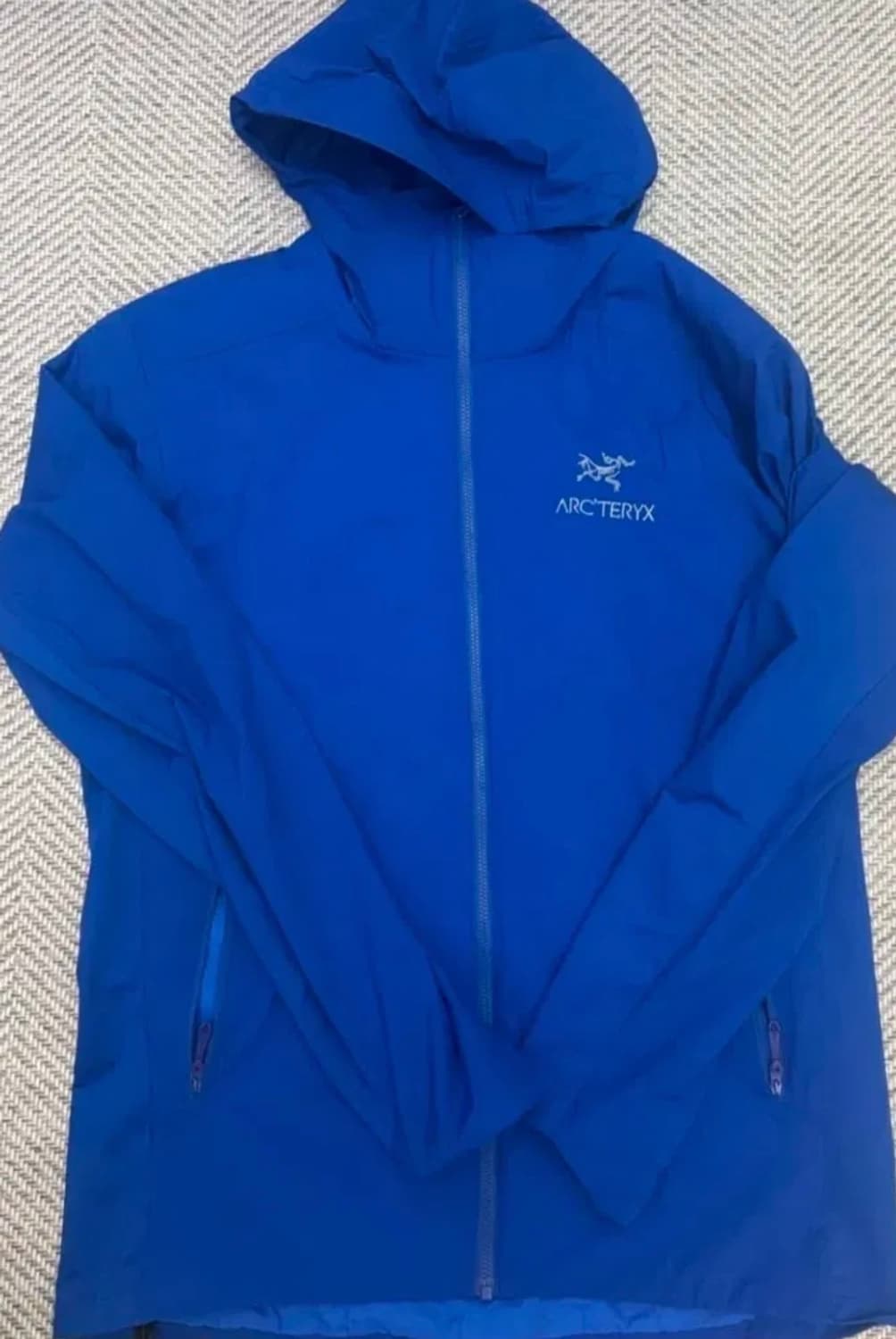 아크테릭스 아톰 SL   M 사이즈  상태 9.5/10 사진 찍고 절대  상품이미지1