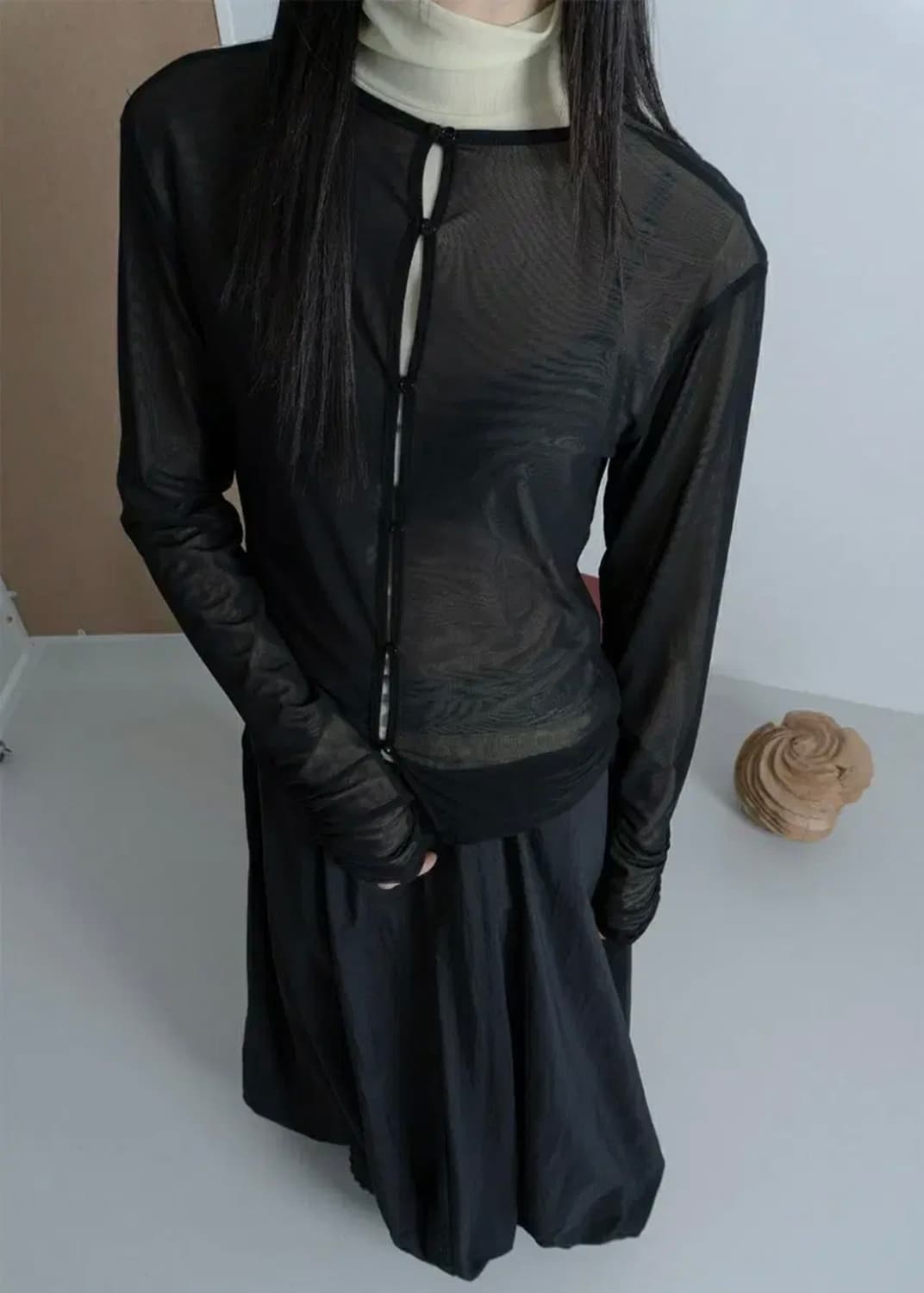 우화 가디건 블랙 검정 WRINKLE MESH CARDIGAN BLACK 상품이미지2