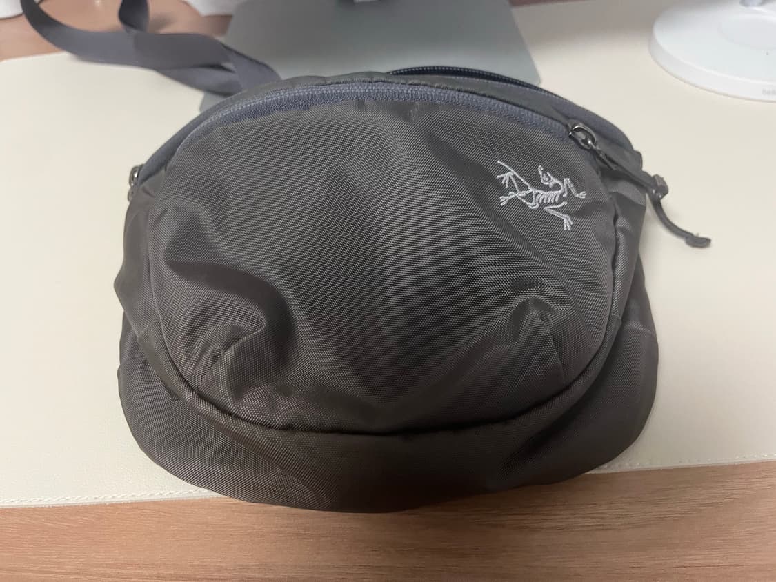 아크테릭스 맨티스 웨이스트백 그레이 상품이미지2