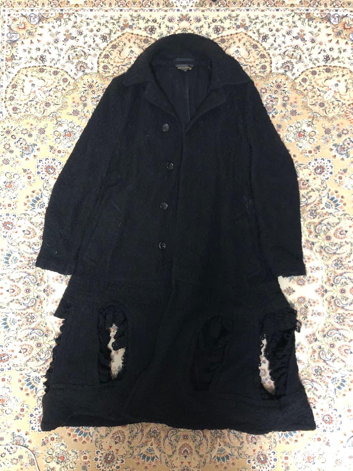 꼼데가르송 절개 러플 코트 상품이미지1