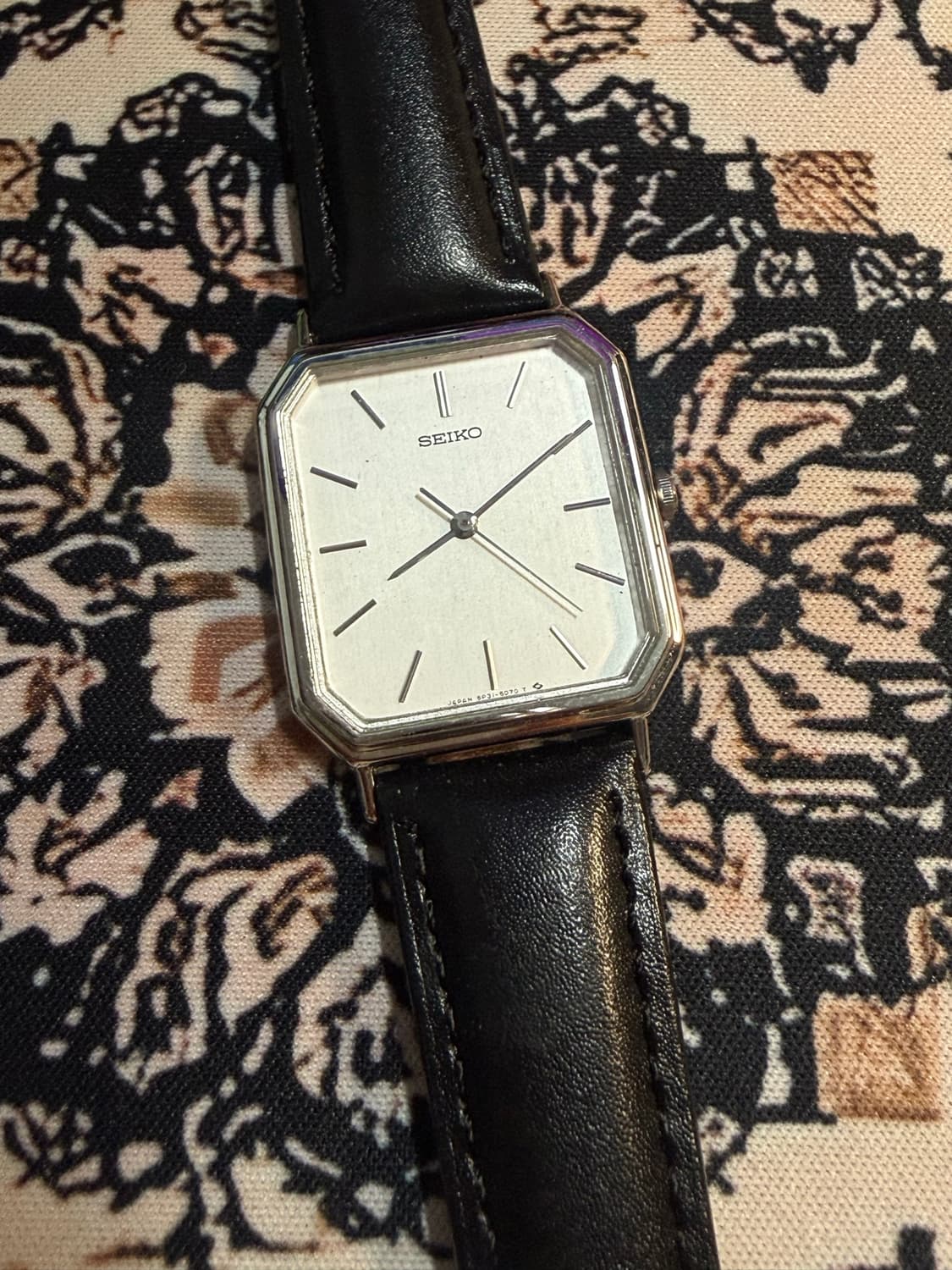 SEIKO 빈티지 쿼츠 시계 상품이미지2