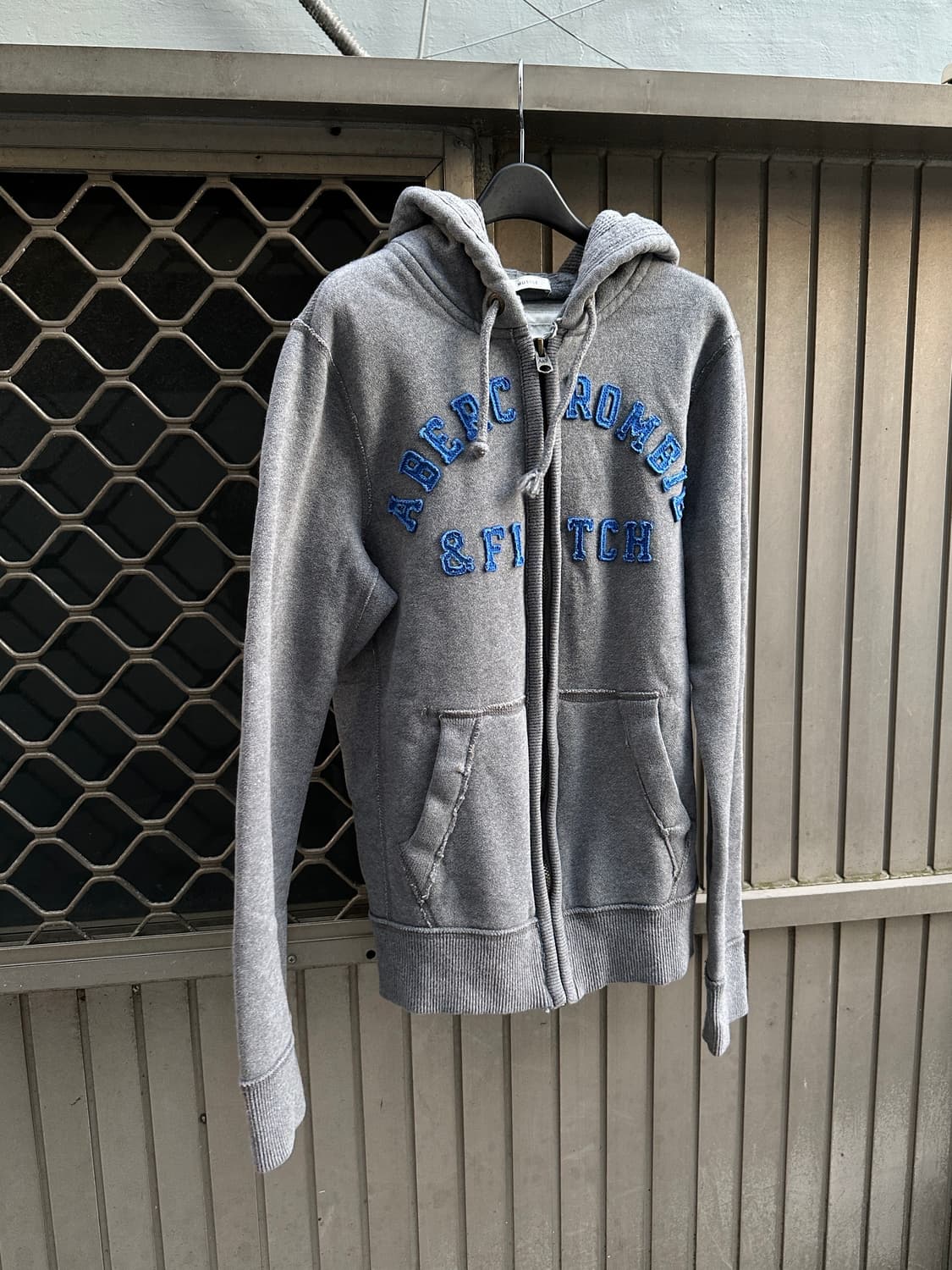 Abercrombie lettering hood zip 상품이미지2