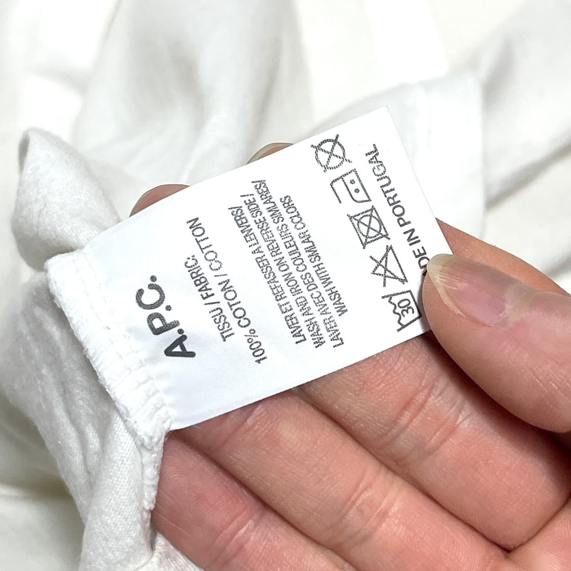 아페쎄 스펠로고 화이트 반팔티셔츠 남성L 상품이미지5