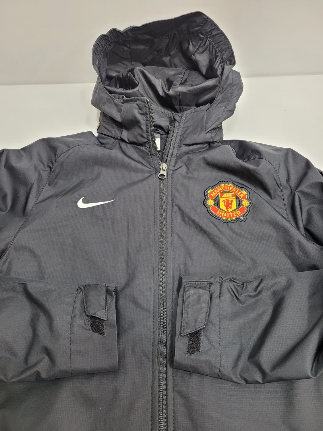 나이키 맨체스터 유나이티드 스톰핏 바람막이 자켓 / L (75) 블랙
 상품이미지3