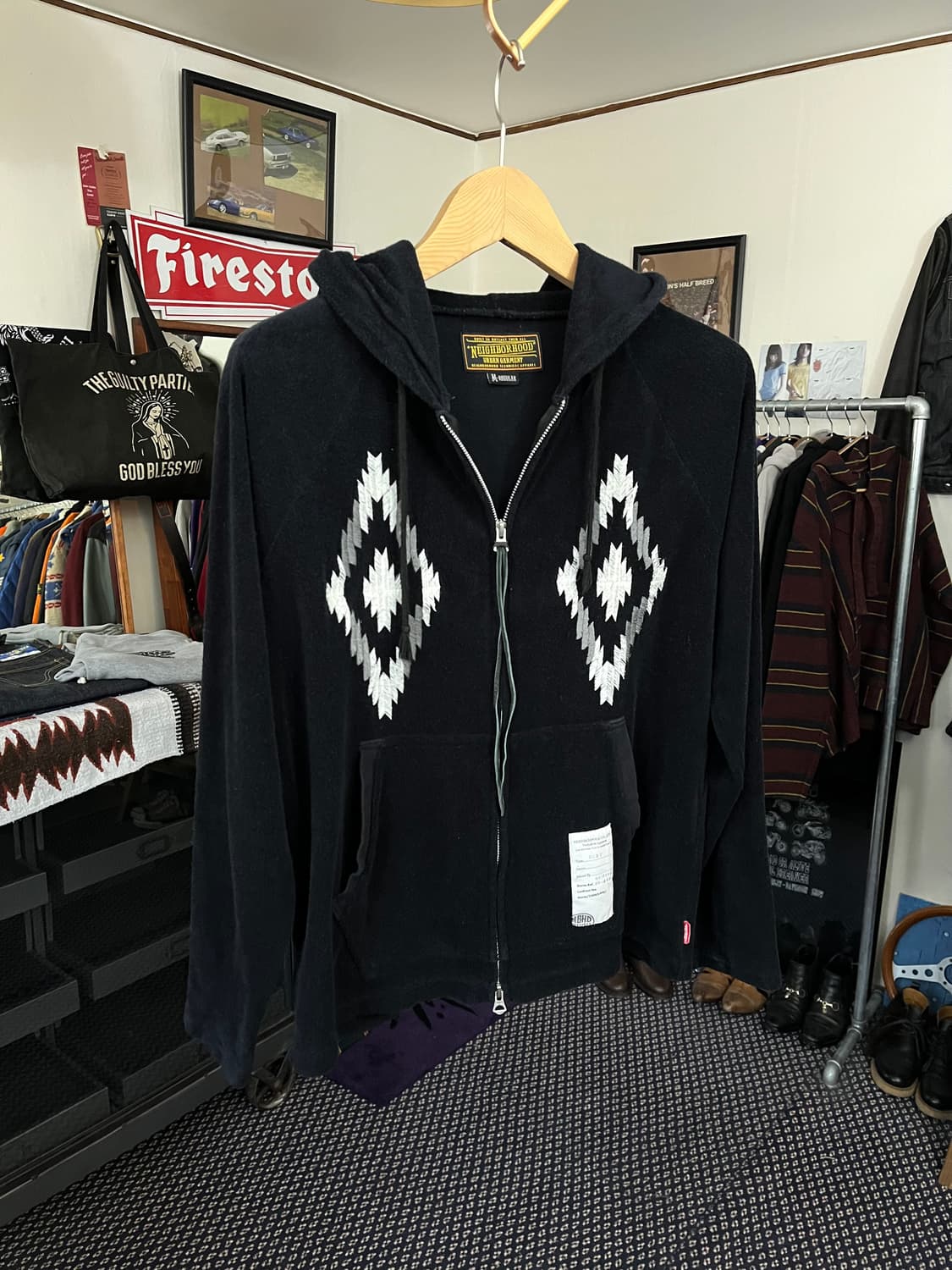 Neighborhood 상품이미지1