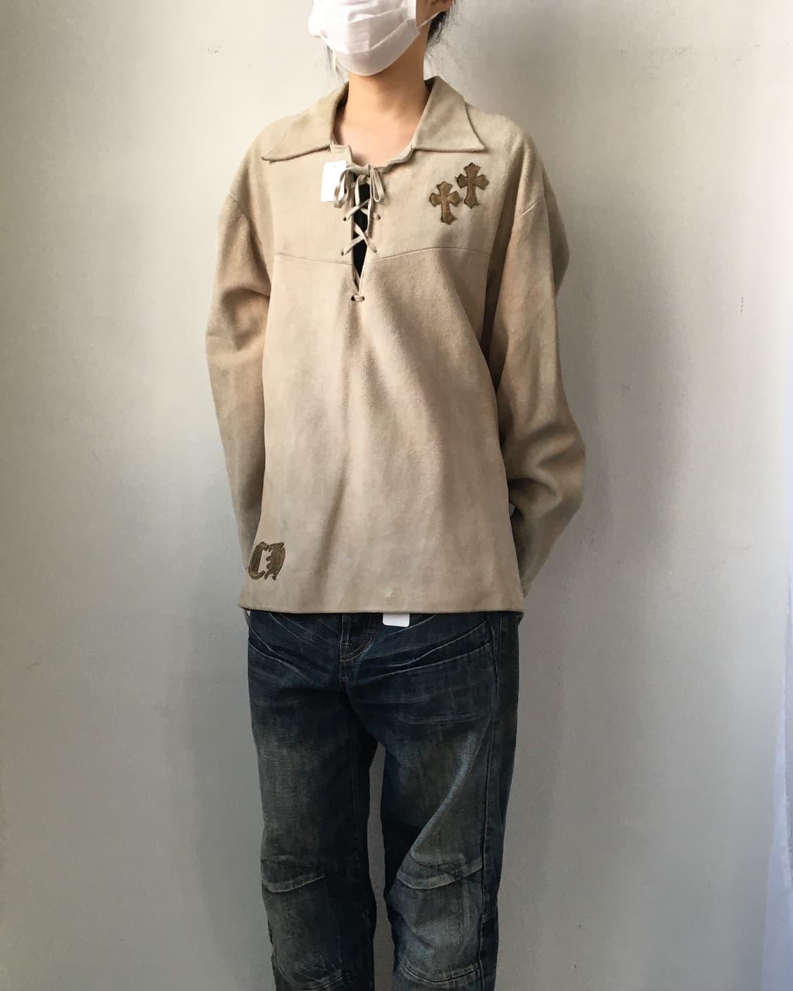 Cross patch point suede top 상품이미지10