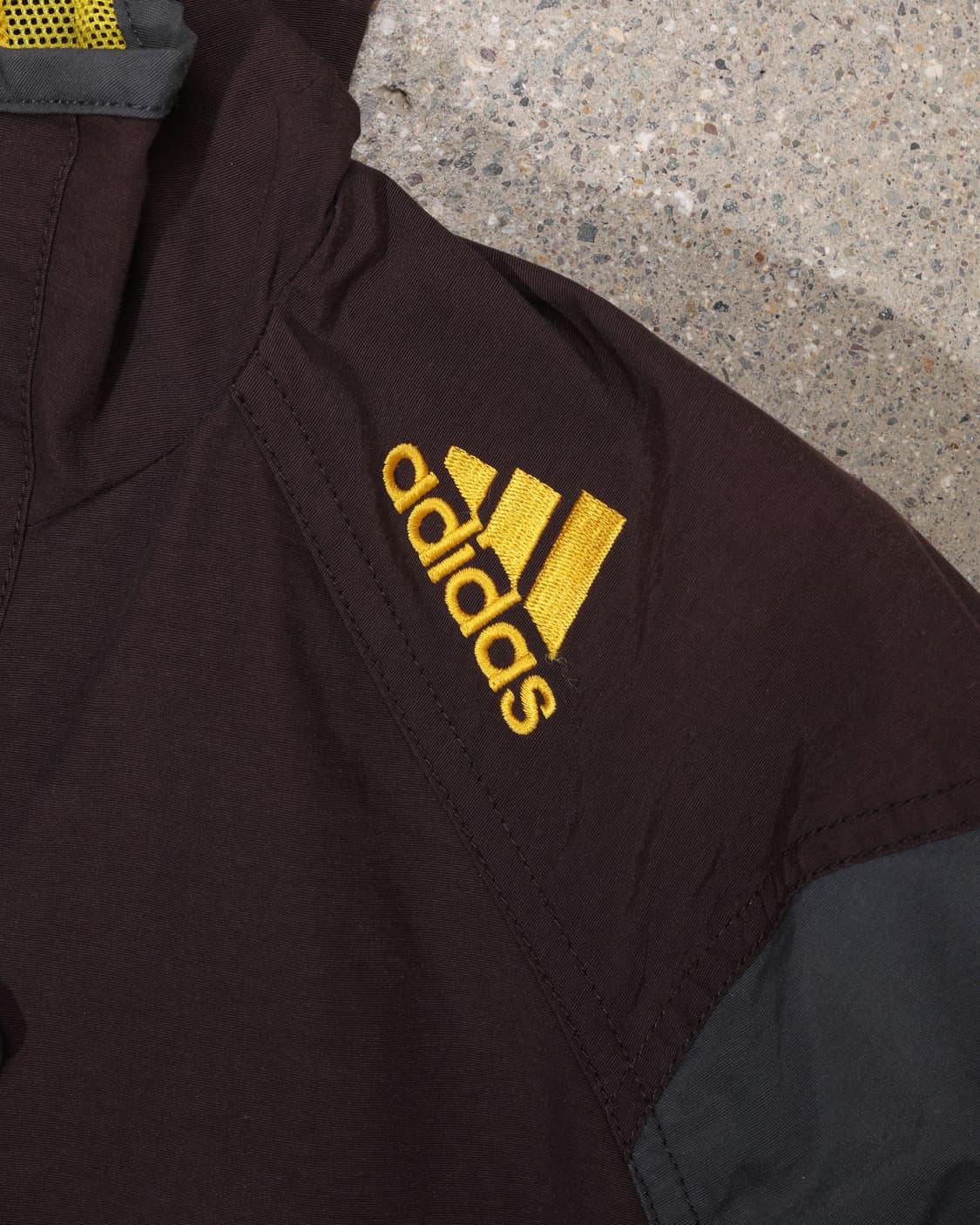 Adidas y2k nylon jacket 상품이미지4